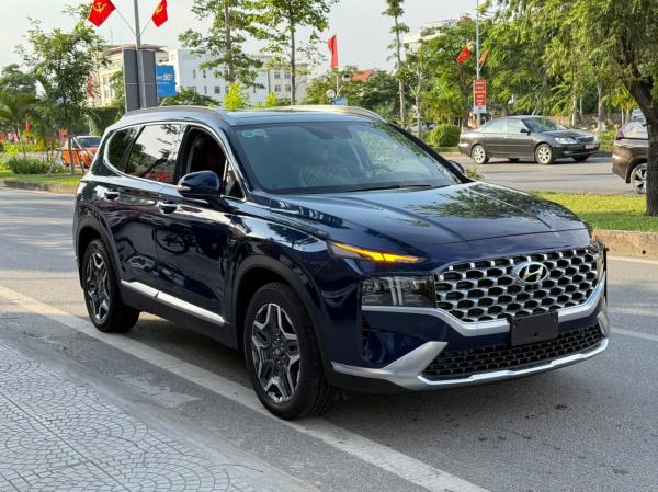 HYUNDAI SANTAFE 2.2 SẢN XUẤT 2021