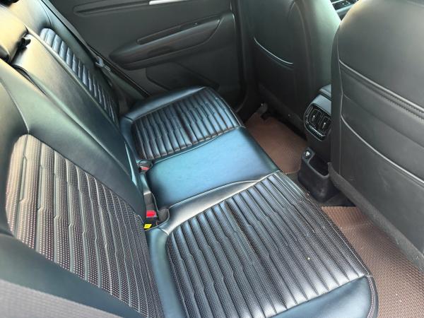  KIA SONET 1,5 LUX – 2022 | TRẮNG TRẺ TRUNG