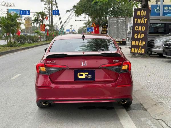 HONDA CIVIC RS – 2022 | ĐỎ THỂ THAO