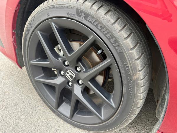 HONDA CIVIC RS – 2022 | ĐỎ THỂ THAO