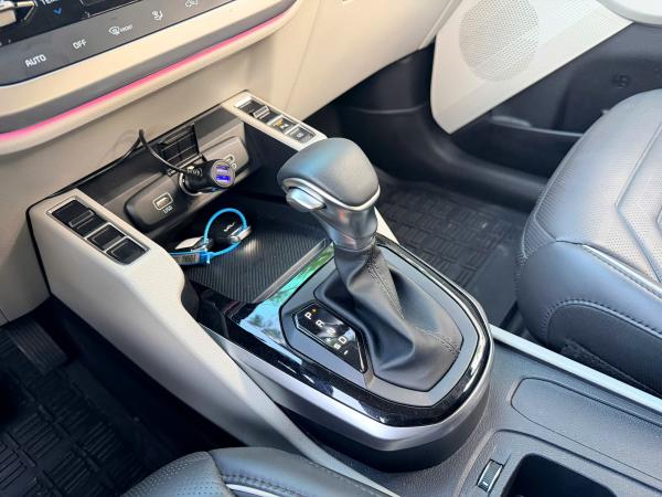KIA CARENS 1.5 LUXURY – 2025 | XANH CÁ TÍNH