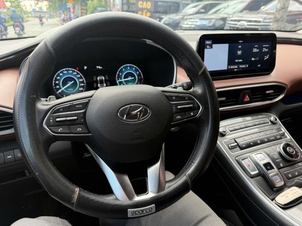 HYUNDAI SANTAFE 2.5 CAO CẤP – 2022 | ĐEN BÓNG